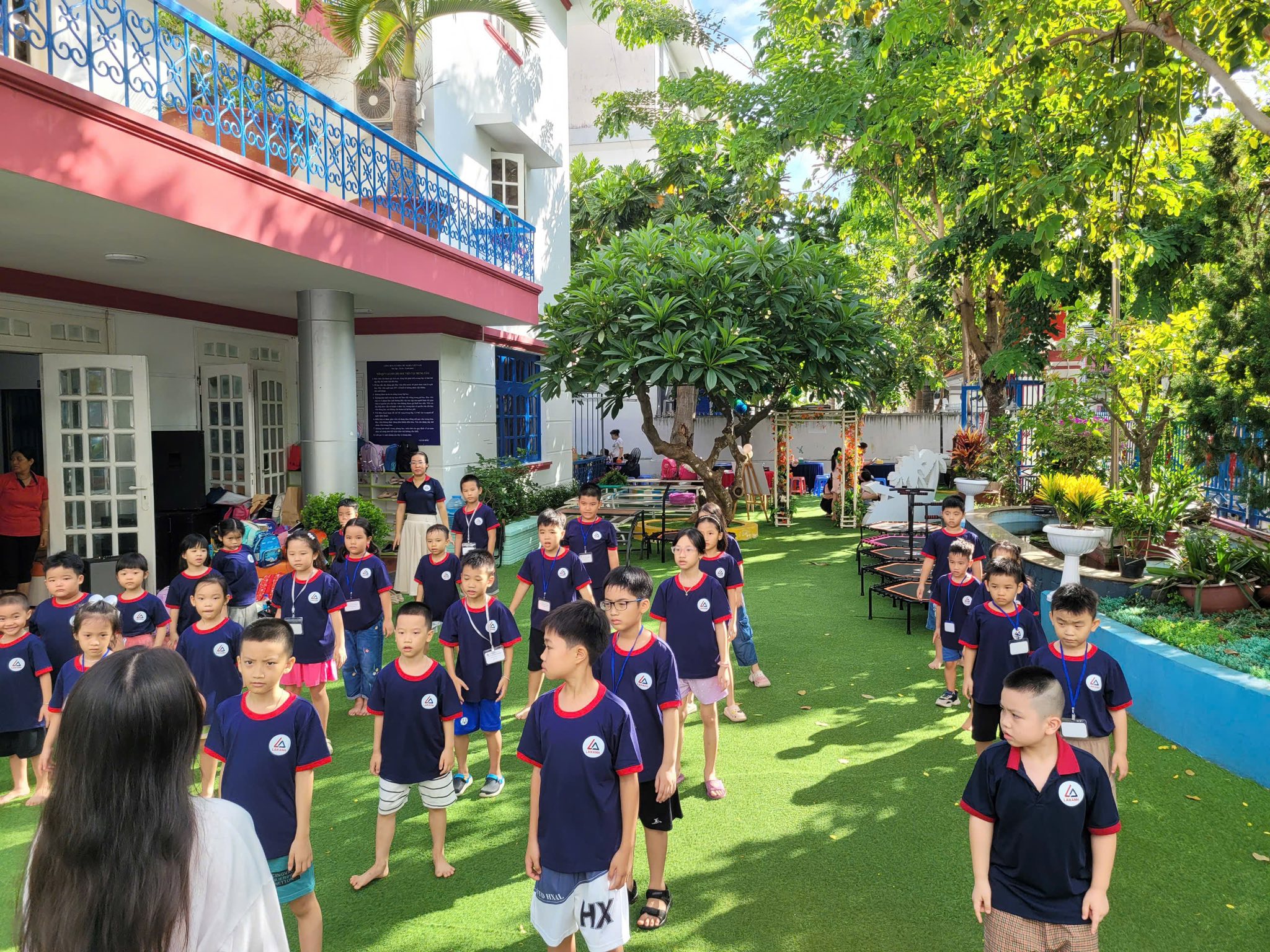 Nụ cười mỗi ngày