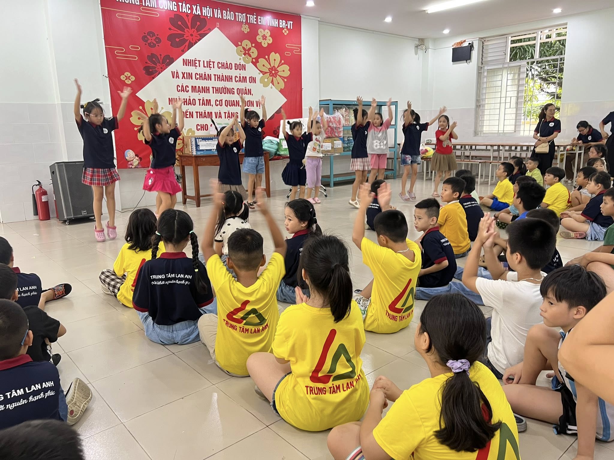 Giờ kể chuyện và nghỉ ngơi